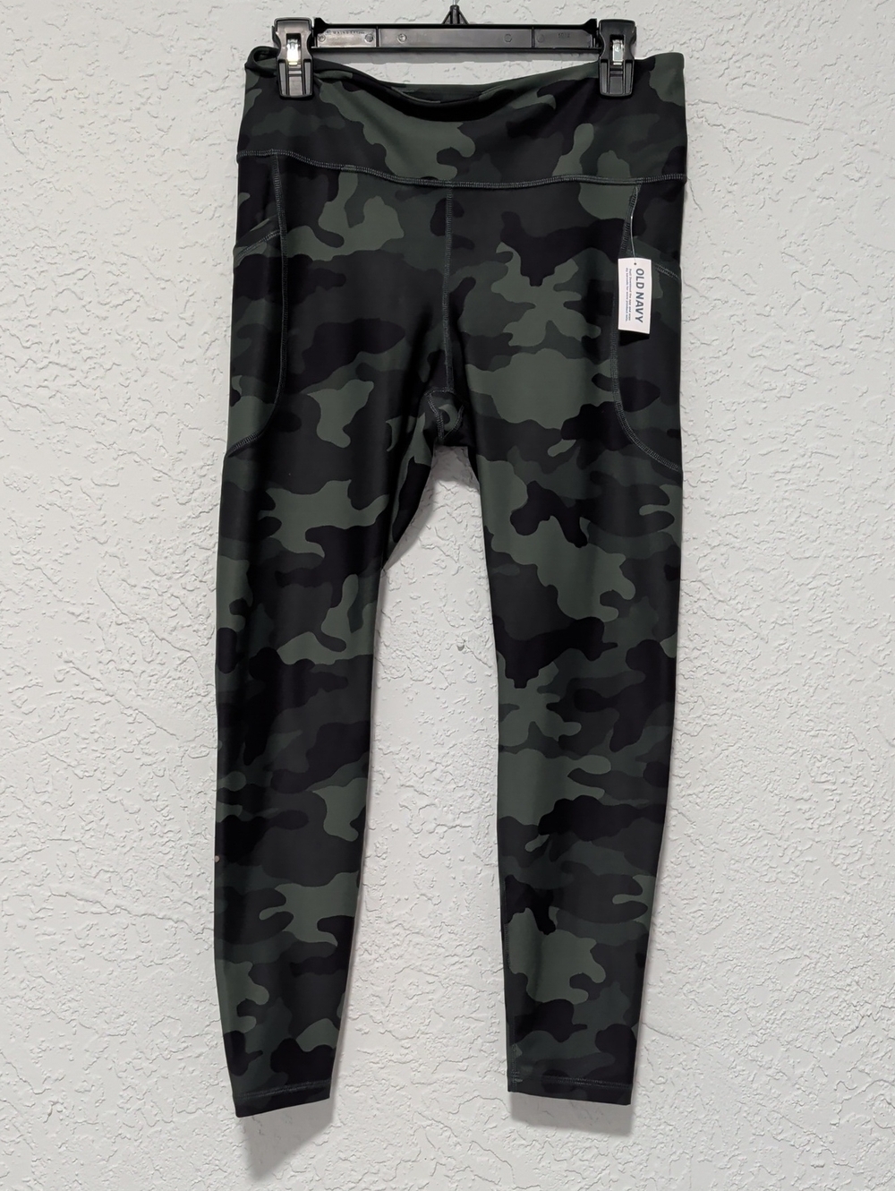 NEW Old Navy High-Rise Powersoft 7/8 Ankle Leggings With Pockets Camo | L